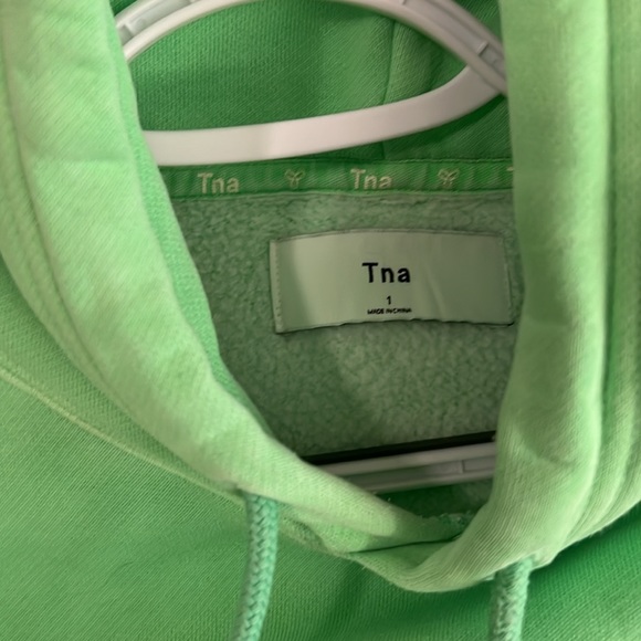 Aritzia TNA sweatshirt - Picture 3 of 3